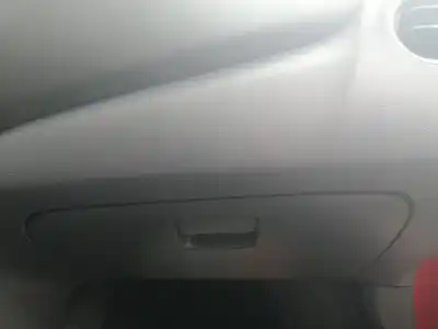 Автозапчасти б/у бардачок за suzuki celerio (lf) 1.0 (avk310) ссылки oem iam 7341084m50p4z