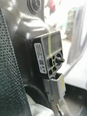 Автозапчастина б/у датчик для tesla model s basis посилання на oem iam 100527400b  