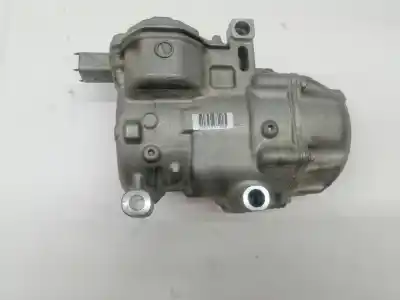 Second-hand car spare part air conditioning compressor for toyota auris (e18) 2zr oem iam references 8837047033  
