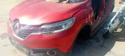 Pezzo di ricambio per auto di seconda mano PARAURTI ANTERIORE per RENAULT KADJAR  Riferimenti OEM IAM 620225905R  