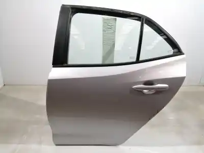 Peça sobressalente para automóvel em segunda mão PORTA DO AUTOMÓVEL TRASEIRA ESQUERDA por TOYOTA COROLLA (E21)  Referências OEM IAM 6700402540  