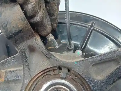 Pezzo di ricambio per auto di seconda mano attacco anteriore destro per opel mokka b16dth/lvl riferimenti oem iam 94524774  