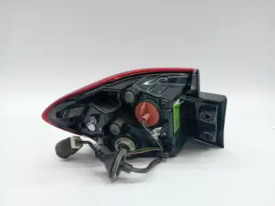 Автозапчастина б/у правий ліхтар для kia ceed (cd) g3le посилання на oem iam 92402j7050  