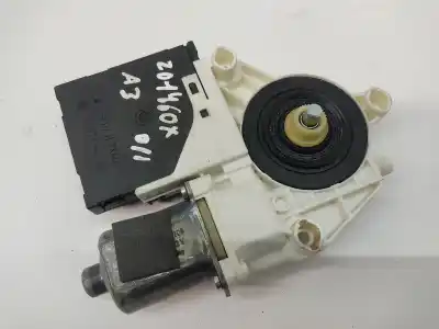 Recambio de automóvil de segunda mano de MOTOR ELEVALUNAS DELANTERO IZQUIERDO para AUDI A3 (8P1)  referencias OEM IAM 8P0959801G  