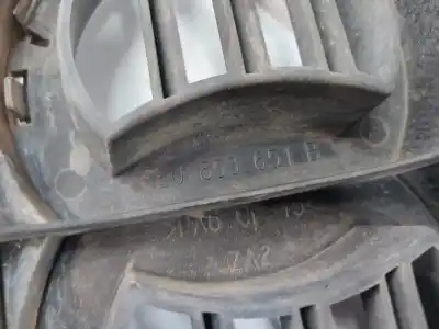 Автозапчасти б/у передняя решетка за audi a4 b6 (8e2) 1.9 tdi ссылки oem iam 8e0853651f  