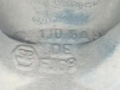 Автозапчасти б/у передняя правая кулачка за audi a3 (8l1) 1.9 tdi ссылки oem iam 1j0407256ah  