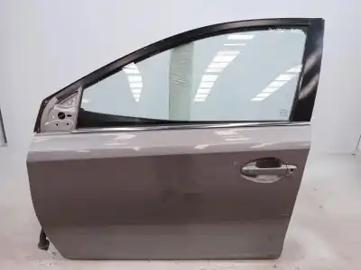 Pezzo di ricambio per auto di seconda mano PORTA ANTERIORE SINISTRA per TOYOTA AURIS (E18)  Riferimenti OEM IAM 6700202360  