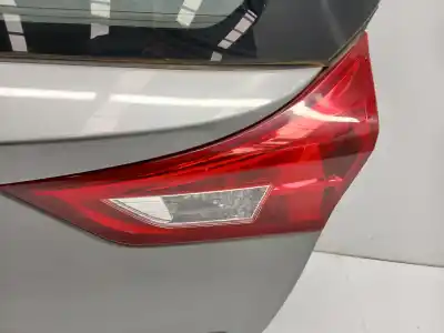 Tweedehands auto-onderdeel Achterlampje Rechts Binnen voor TOYOTA AURIS (E18) 1AD OEM IAM-referenties 8158102460  