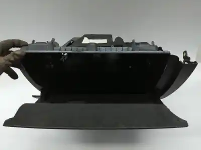 Автозапчасти б/у бардачок за audi a3 limousine (8vs, 8vm) 1.6 tdi ссылки oem iam 8v1857104  