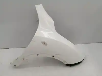 Tweedehands auto-onderdeel Rechts Voor Spatbord voor NISSAN JUKE (F15E) HR16DE OEM IAM-referenties F31001KKAA  