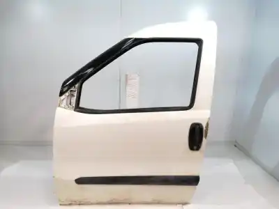 Second-hand car spare part LEFT FRONT DOOR for OPEL COMBO D  OEM IAM references 95509348  