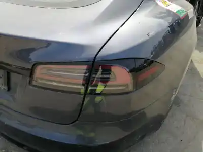 Автозапчастина б/у правий ліхтар для TESLA MODEL S Basis Посилання на OEM IAM 156372100C  