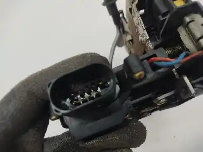 Second-hand car spare part left front door lock for audi a6 c5 (4b2) 2.5 tdi oem iam references 401837015   Second-hand car spare part left front door lock for audi a6 c5 (4b2) 2.5 tdi oem iam references 401837015