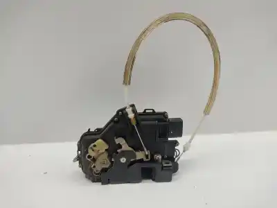 Second-hand car spare part left front door lock for audi a6 c5 (4b2) 2.5 tdi oem iam references 401837015   Second-hand car spare part left front door lock for audi a6 c5 (4b2) 2.5 tdi oem iam references 401837015