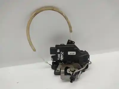Pezzo di ricambio per auto di seconda mano SERRATURA PORTA ANTERIORE SINISTRA per AUDI A6 BERLINA (4B2) AKE Riferimenti OEM IAM 401837015  