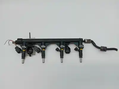 Pièce détachée automobile d'occasion Rampe D'injecteur pour CITROEN C4 BERLINA 5FS Références OEM IAM 198552  
