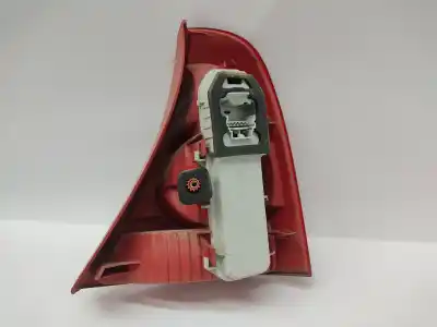 Автозапчасти б/у левый задний фонарь за renault clio ii fase ii (b/cb0) d4f722 ссылки oem iam 8200917488  