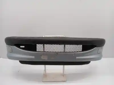 Pezzo di ricambio per auto di seconda mano PARAURTI ANTERIORE per PEUGEOT 206 SW 8HX(DV4TD) Riferimenti OEM IAM 7401N3  