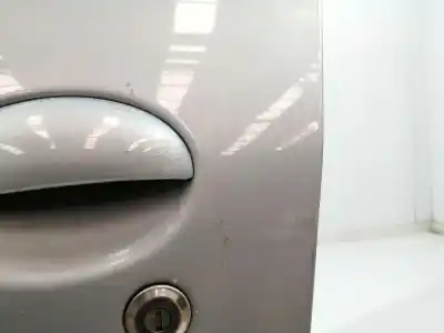 Second-hand car spare part left front door for peugeot 206 sw 8hx(dv4td) oem iam references 9002k5  