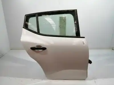 İkinci el araba yedek parçası ARKA SAG KAPI için DACIA SANDERO III H4D480 OEM IAM referansları 821002247R  
