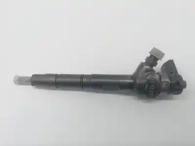 Second-hand car spare part injector for skoda superb ii (3t4) 2.0 tdi 16v oem iam references   