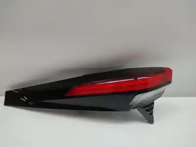 Peça sobressalente para automóvel em segunda mão FAROLIM TRASEIRO ESQUERDO por TOYOTA C-HR (X10) 2ZR Referências OEM IAM 81561F4200  