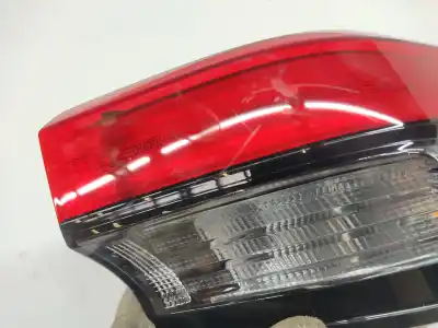 Автозапчастина б/у правий ліхтар для toyota c-hr (x10) 2zr посилання на oem iam 81551f4200  