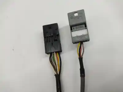 Second-hand car spare part right rearview mirror for dacia duster i h5h490 oem iam references 963017882r  