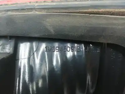 Автозапчасти б/у внутренний левый задний фонарь за seat leon (1m1) 1.9 tdi ссылки oem iam 1m6945107   Автозапчасти б/у внутренний левый задний фонарь за seat leon (1m1) 1.9 tdi ссылки oem iam 1m6945107