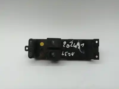 Автозапчасти б/у выключатель левого переднего окна за SEAT LEON (1M1) 1.6 16 V ссылки OEM IAM 1J3959857B   Автозапчасти б/у выключатель левого переднего окна за SEAT LEON (1M1) 1.6 16 V ссылки OEM IAM 1J3959857B