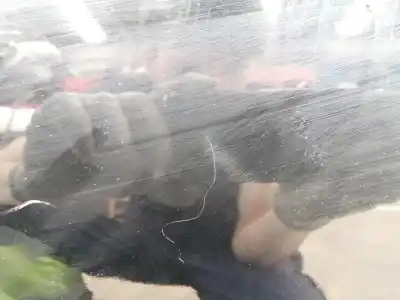 Gebrauchtes Autoersatzteil hintere linke tür zum peugeot 208 (p2) hn05 oem-iam-referenzen 9827577980  