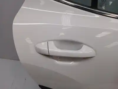 Автозапчастина б/у двері задні праві для kia stonic (yb) 1.2 cvvt посилання на oem iam 77004h8400  