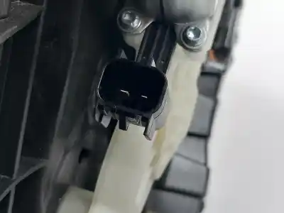 Peça sobressalente para automóvel em segunda mão elevador de vidros dianteiro direito por ford puma b7ja referências oem iam 2713973  