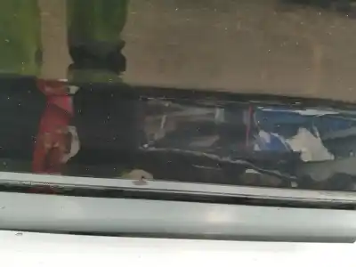 Автозапчастина б/у двері задні праві для volkswagen t-roc (d11) dxdb посилання на oem iam 2ga833052ah  