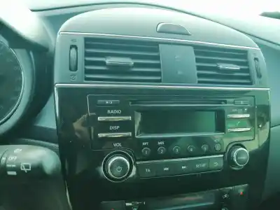 Автозапчастина б/у аудіо система / радіо Cd для NISSAN PULSAR FASTBACK (C13) 1.2 DIG-T Посилання на OEM IAM 281853ZL1A  