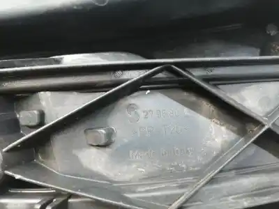 Автозапчасти б/у правый задний фонарь за smart forfour 639939 ссылки oem iam a4548200664  