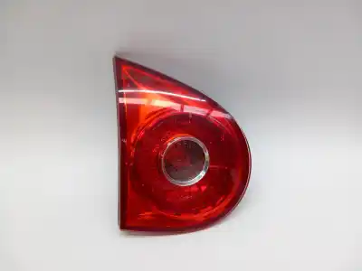 Piesă de schimb auto la mâna a doua Lampa Interioara Stanga Spate pentru VOLKSWAGEN GOLF V (1K1) 2.0 TDI 16V Referințe OEM IAM 1K6945093E  