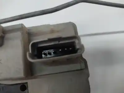 Second-hand car spare part left front door lock for peugeot 206 sw 8hx(dv4td) oem iam references 9135h3  