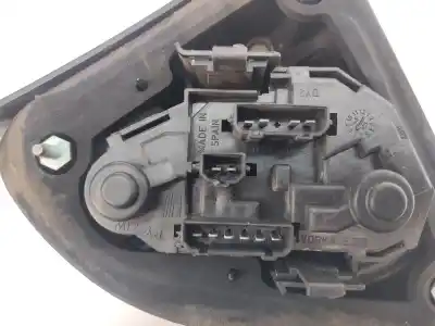 Автозапчасти б/у правый задний фонарь за seat leon (1m1) 1.9 tdi ссылки oem iam 1m6945112  