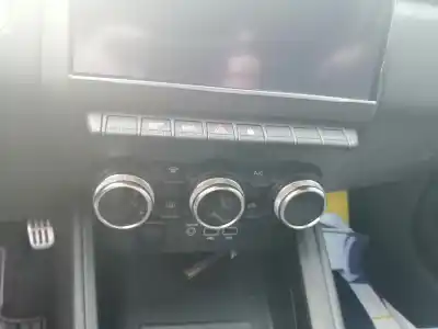 Автозапчастина б/у контроль опалення / кондиціонації для RENAULT CLIO V H4D450 Посилання на OEM IAM   