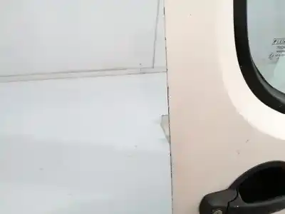 Автозапчасти б/у дверь передняя правая за fiat i doblò (119) d-199a2000 ссылки oem iam 51847705  