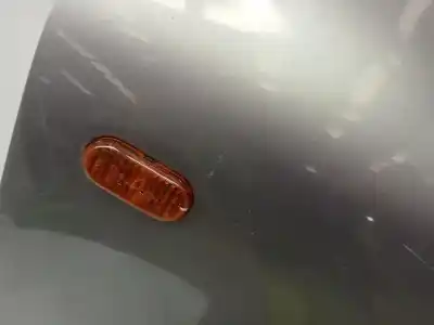 Автозапчастина б/у передне праве крило для renault clio ii fase ii (b/cb0) d7f726 посилання на oem iam 7701473449  