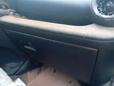 Pezzo di ricambio per auto di seconda mano Scatola Di Guanti per TOYOTA C-HR (X10) 2ZR Riferimenti OEM IAM 55550F4070C0  