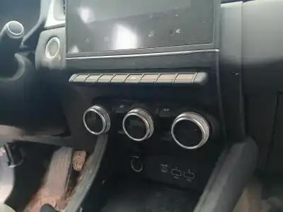 Pezzo di ricambio per auto di seconda mano CONTROLLO CLIMATICO per RENAULT CAPTUR II  Riferimenti OEM IAM 275100936R  