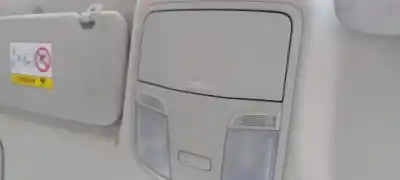 Pezzo di ricambio per auto di seconda mano LUCE INTERNA per KIA RIO (YB) G3LC Riferimenti OEM IAM 92800F2010  