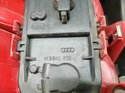 Second-hand car spare part right tailgate light for audi a4 b6 avant (8e5) 2.4 oem iam references 8e9945096a  