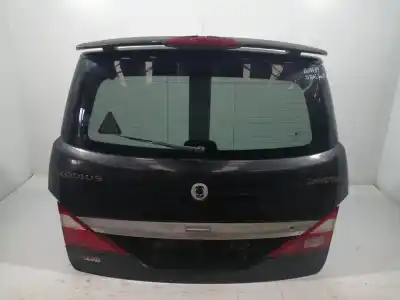 Pièce détachée automobile d'occasion hayon pour ssangyong rodius d/d27dt références oem iam 