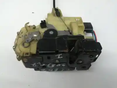 Second-hand car spare part left front door lock for seat toledo ii (1m2) 1.9 tdi oem iam references 3b1837015a  