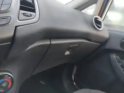 Автозапчастина б/у бардачок для ford fiesta (cnn) snjb посилання на oem iam 2014389