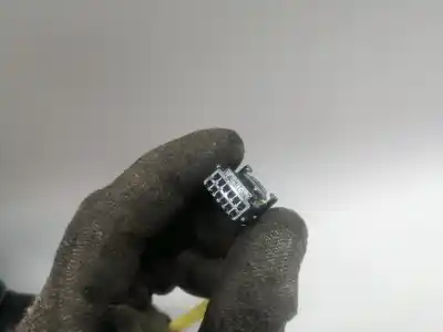 Автозапчастина б/у ліве дзеркало для renault captur i h5h470 посилання на oem iam 963028590r  